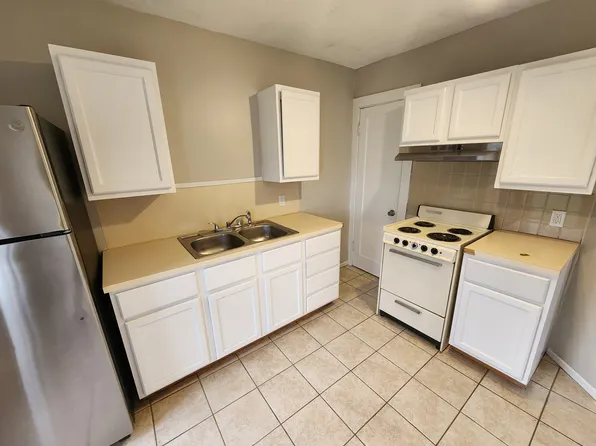 140 W State Rd #B, Newaygo, MI 49337