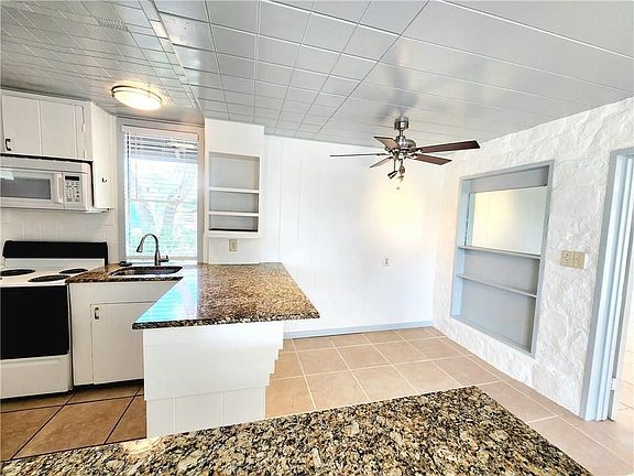 4th image of 203 Laguna Vista Dr #O