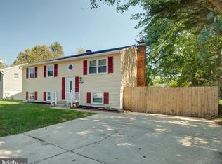 8023 Cuba Dr, Pasadena, MD 21122