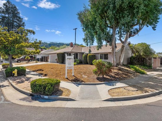 235 Danville Dr, Los Gatos, CA 95032
