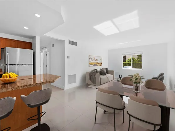 8607 SW 68th Ct APT 2, Pinecrest, FL 33156