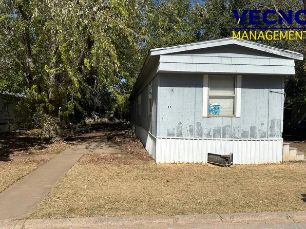 201 S Preston Rd #17, Burkburnett, TX 76354