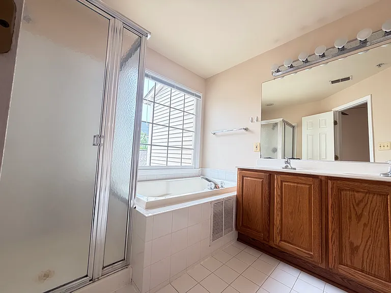 225 Deer Meadow Ln — Photo 20