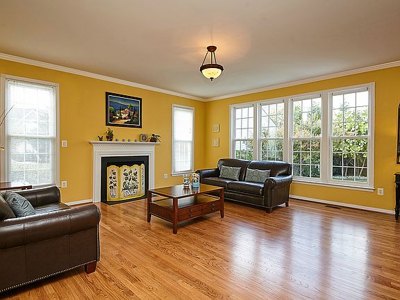 4th image of 5792 Serengeti Ct