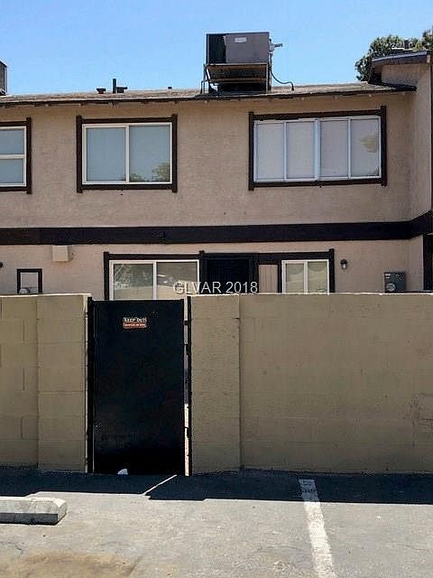 2nd image of 3535 Mercury St