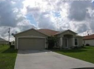 1633 SW Cameo Blvd, Port Saint Lucie, FL 34953