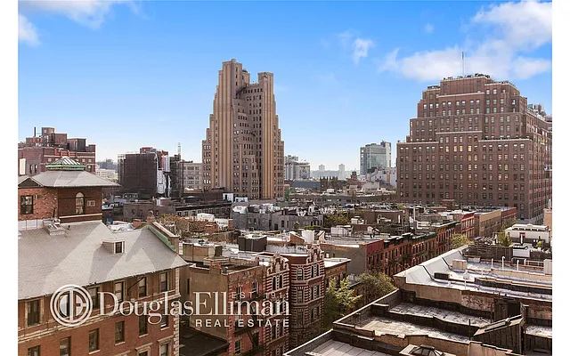 Sold by Douglas Elliman | media 15