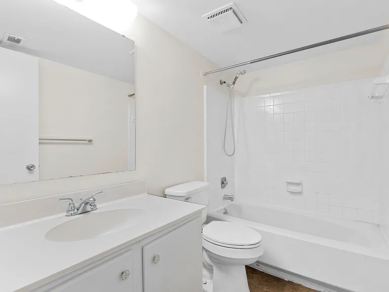 3156 Heathstead Pl #C — Photo 8