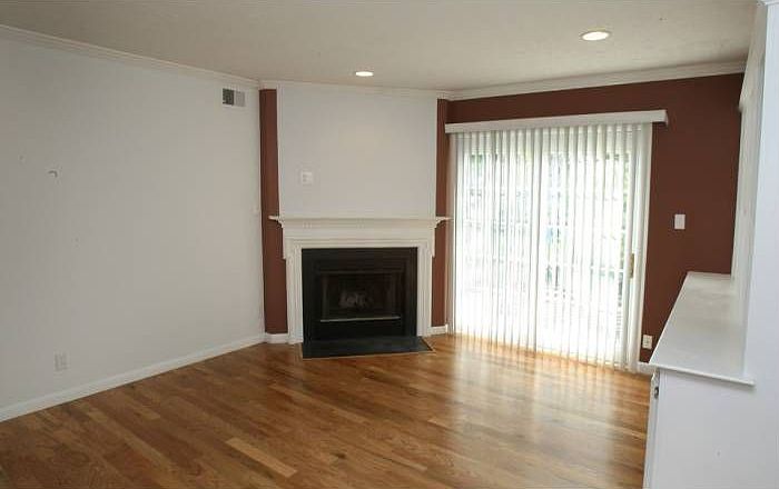 Living View 1