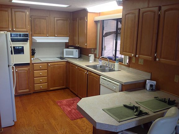 3rd image of 2425 Harden Blvd Lot 119