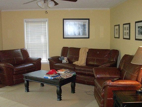 2nd image of 112 Garden Hill Dr