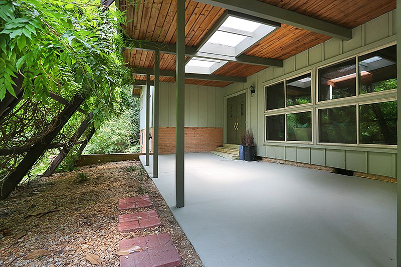 1st image of 3351 Archwood Dr