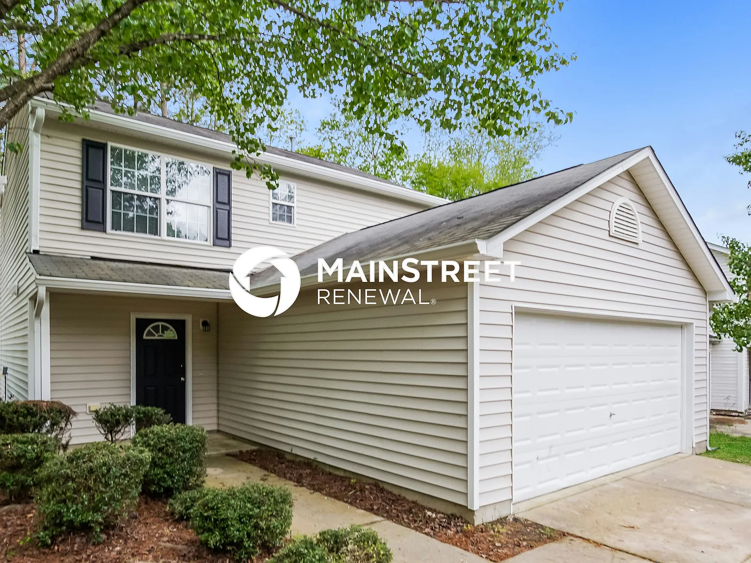5828 Weddington Rd — Photo 2