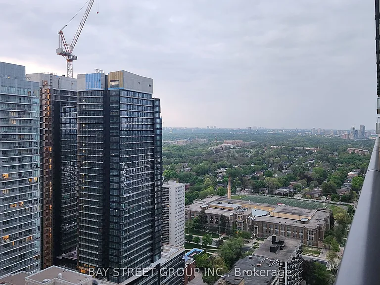 161 Roehampton Ave #3303 — Photo 21