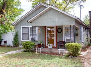 217 Palmer St, Kerrville, TX 78028
