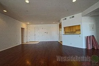 8349 Blackburn Ave #302 — Photo 5