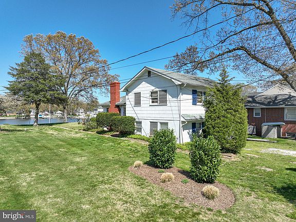 4th image of 1930 Cedar Rd