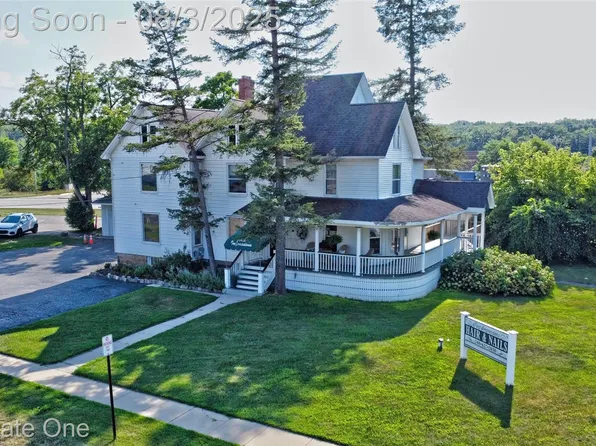 46 Mill St, Ortonville, MI 48462