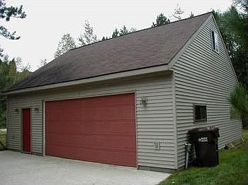 3rd image of 203 E Youngs Ct