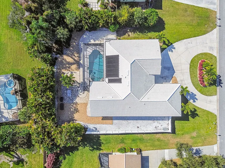 423 Bellini Cir #ID1590859P — Photo 39