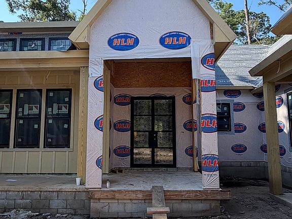 3rd image of 130 Canopy Ct