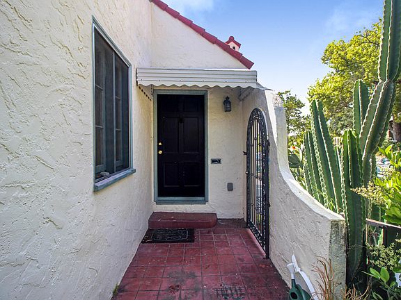 3rd image of 840 N Avenue 63