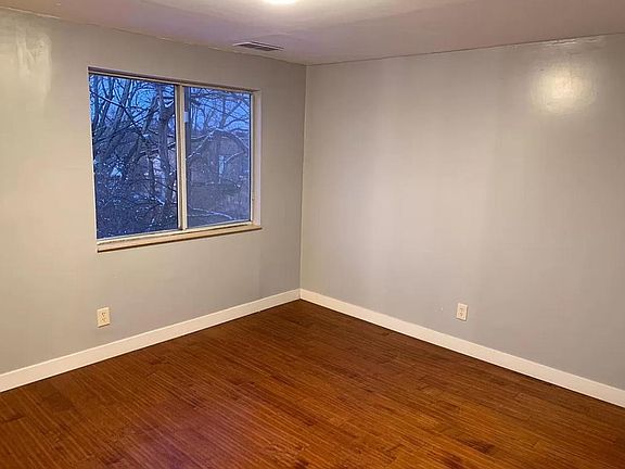 2nd image of 2431 Montana Ave APT 5