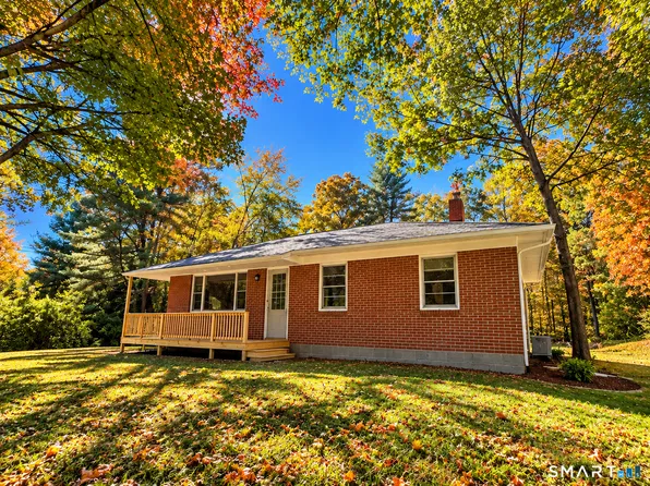 725 S Frontage Rd, Killingly, CT 06239