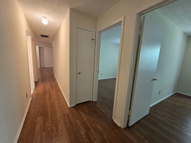 71 Drake Ln — Photo 16