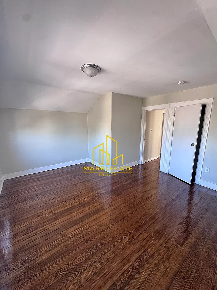 1 bed, 1.5 bath, 650 sqft, $1,650 — Photo 4