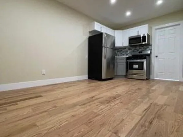 801 Logan Street image 14 of 16