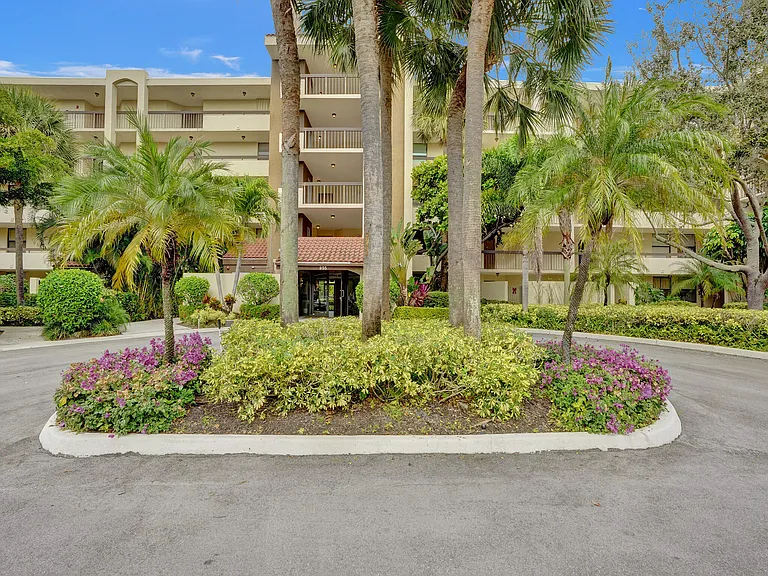955 Egret Cir #405 — Photo 45
