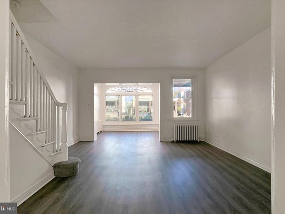 3rd image of 4428 Devereaux St
