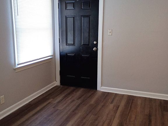 5th image of 518 Delaware Ave #2