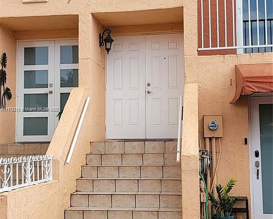 3rd image of 1142 W 44th St #50