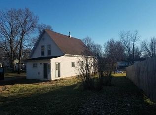 203 E Walnut St, Walnut, IL 61376