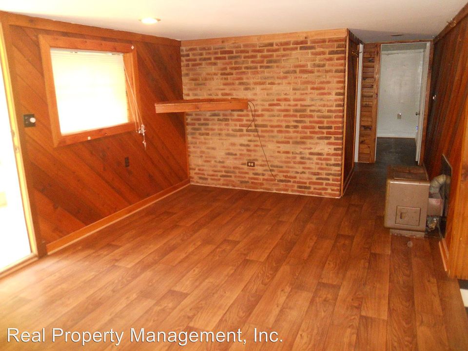 2nd image of 223 Shamrock Rd #B