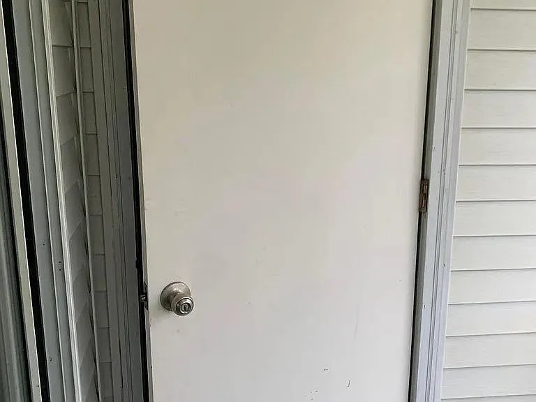42556 Plymouth Hollow Dr — Photo 17