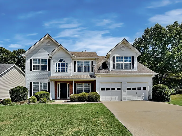 1307 Bramlett Forest Ct — Photo 1