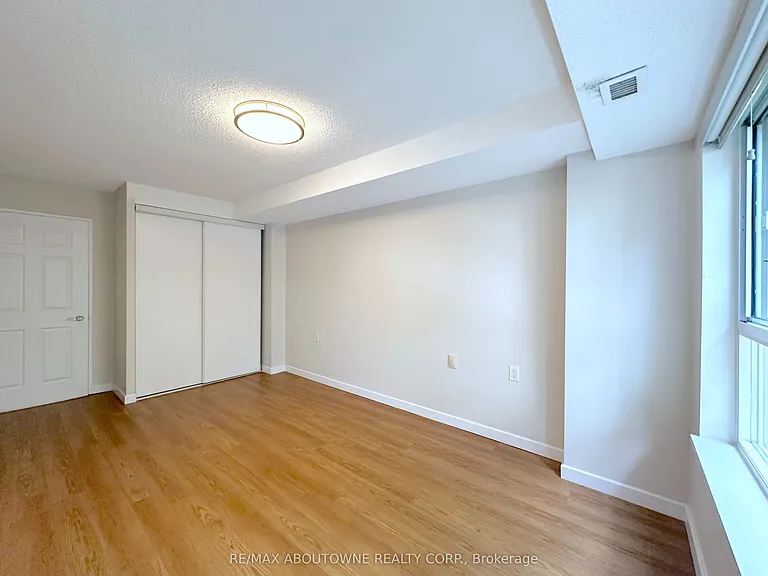 268 Merton St #205 — Photo 12