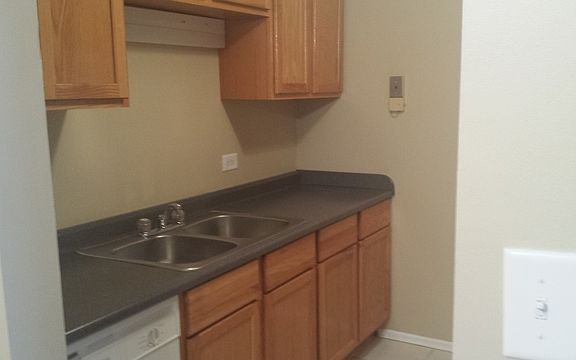 2nd image of 234 Shorewood Dr APT 2A