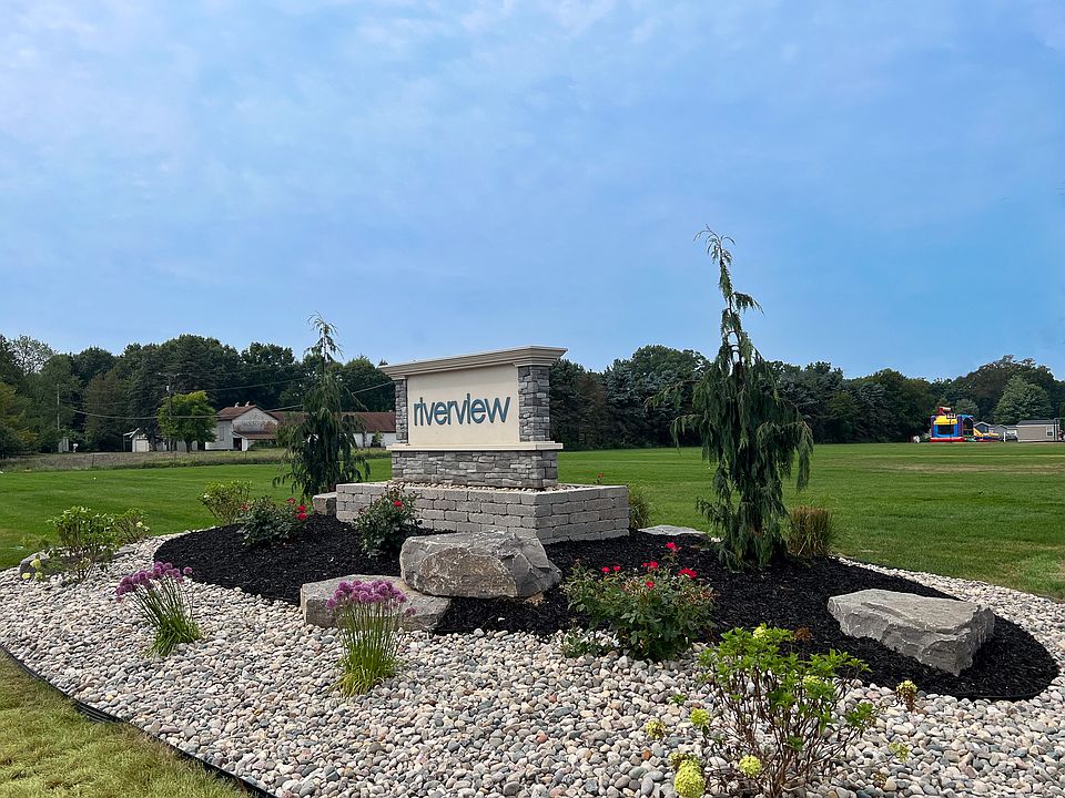 1st image of 208 Circle Dr NW