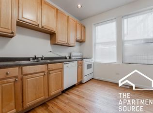 2450 N Southport Ave APT 104F, Chicago, IL 60614