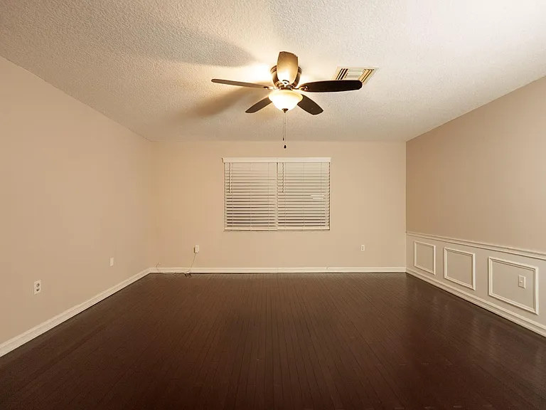 7251 NW 24th Ct — Photo 18