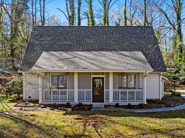 12 Coleman Dr, Travelers Rest, SC 29690
