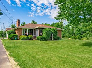 2506 Balmer Rd, Ransomville, NY 14131