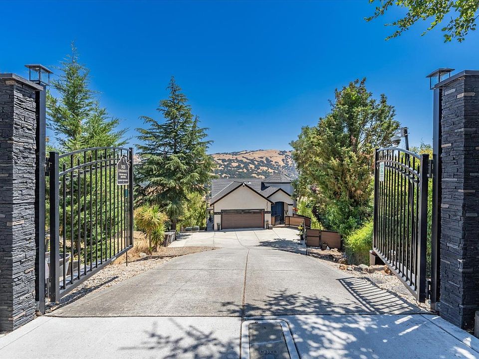 1st image of 3435 Lava Rock Ct