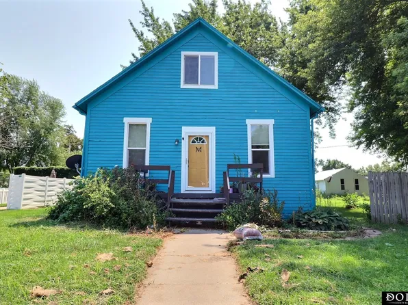 513 E Grant St, Hooper, NE 68031