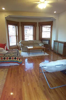 Rented by Susan Finkel, LREB | media 24