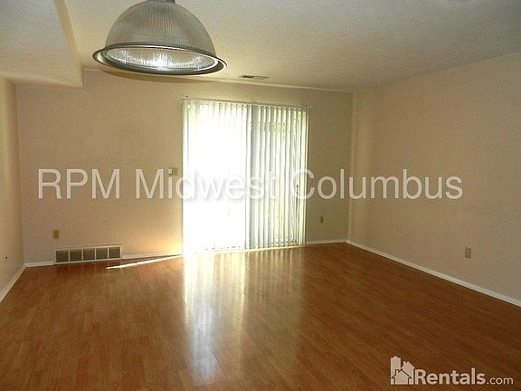 3rd image of 58 King Arthur Ct
